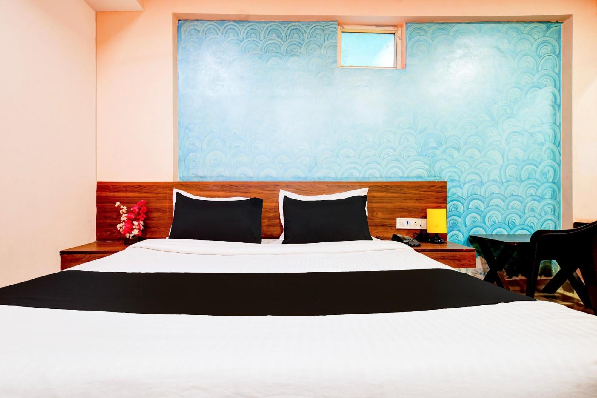 OYO 11657 Hotel SVL Inn Indore Exterior foto